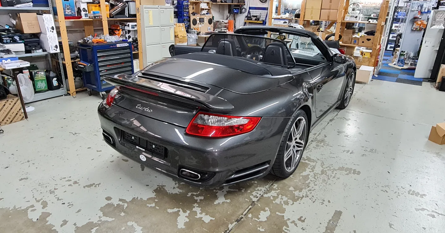 Porsche arrière